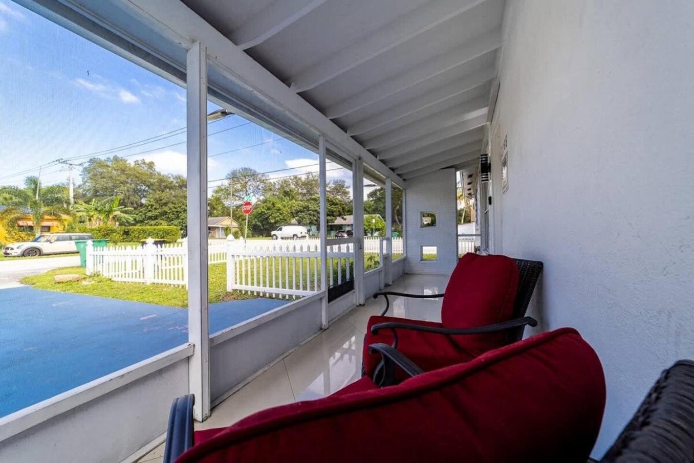 Private Heated Pool Villa In Ftl Near Beach Fort Lauderdale Zewnętrze zdjęcie